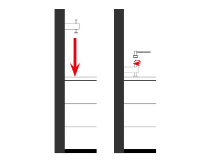 Montarea pieselor de strângere pe profilul stăvilar din aluminiu al sistemului de protecție împotriva inundațiilor PREFA