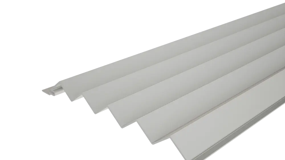 Profil extrudat PREFA Fogazott 18/40 cu suprafață zimțată, pentru fațade sau placarea balcoanelor.
